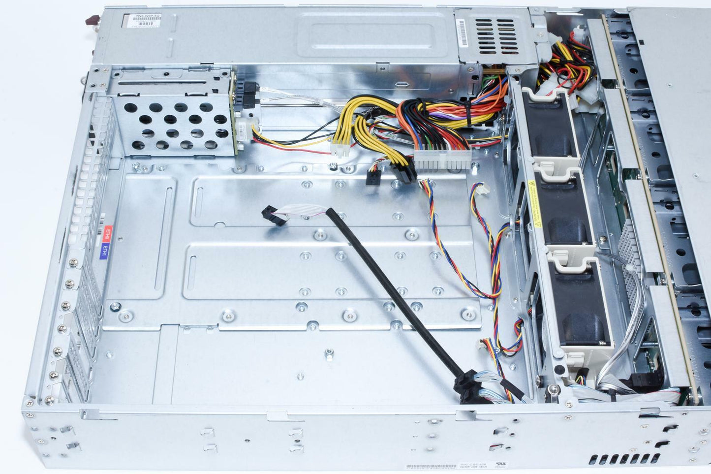 Supermicro CSE-826BE1C-R920LPB 2U Server Chassis 2x 920W 12-Bay BPN-SAS3-826EL1
